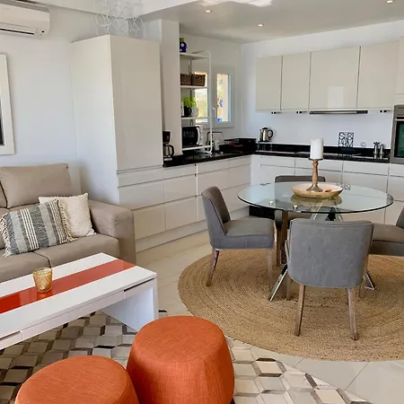 Appartement Beachfront In *